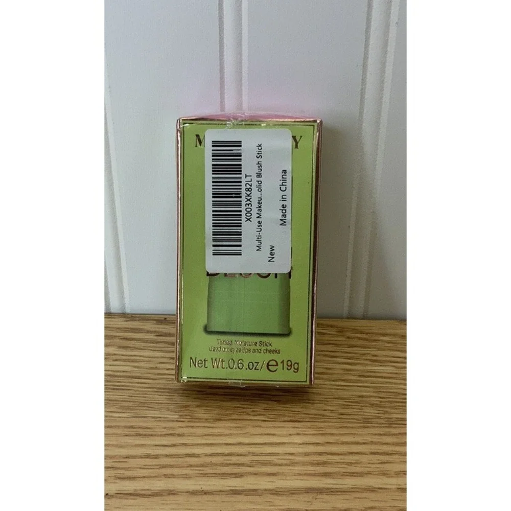 On-the-go Blush Tinted‎ Moisture Stick Shy Pink #01